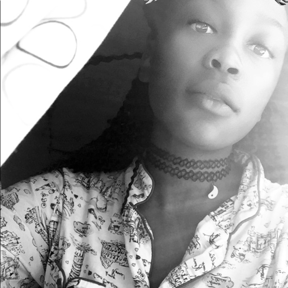 Meet your Posher, Ariel